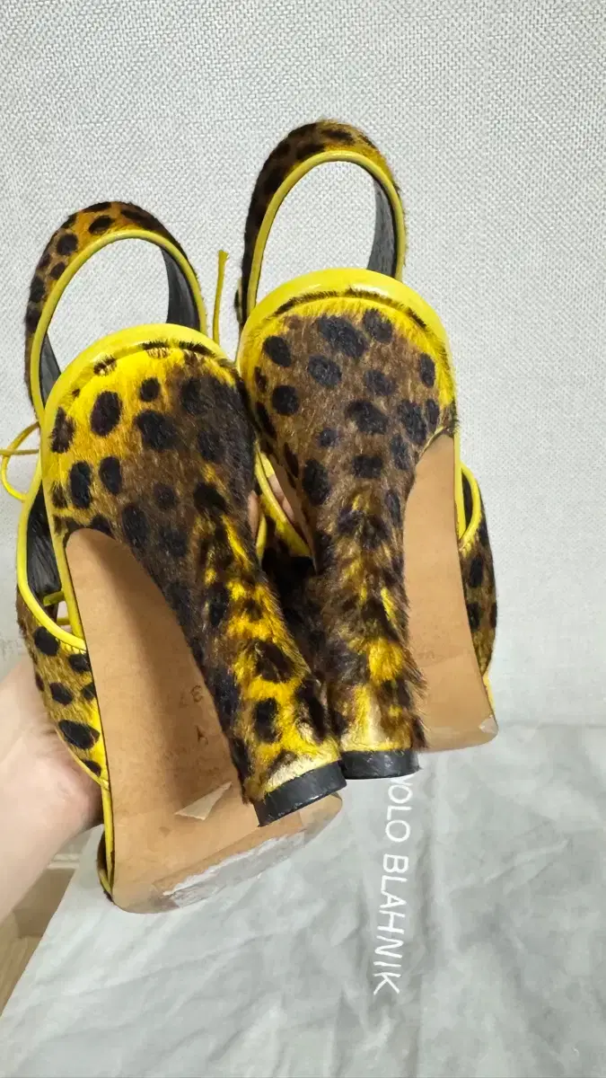 thumbnail-5